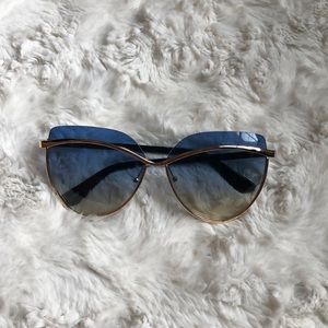 3/$15 Women’s Sunglasses
